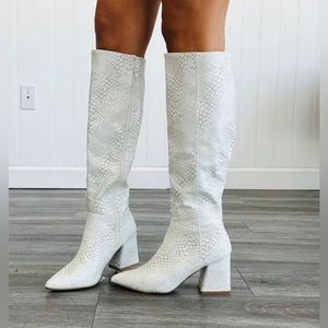 Bamboo ‘Sage’ White Snakeskin Tall Boots